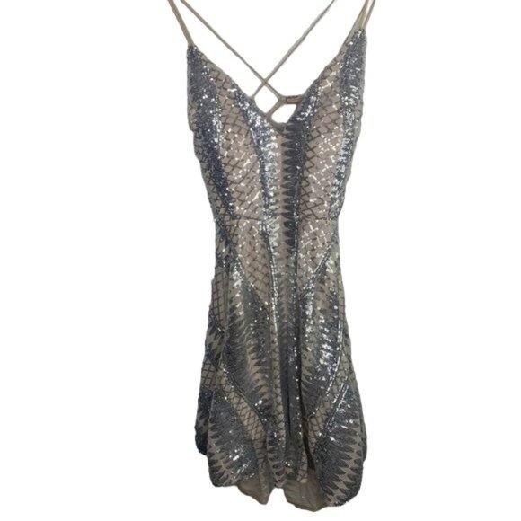 Windsor silver and tan sequins cocktail party open back straps dress size L  NWT - Picture 3 of 15